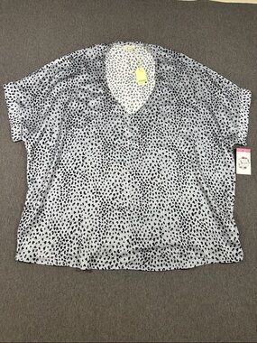 JODIFL Boutique Plus Size Leopard Print Blue Black V-Neck Blouse Top Size 1X NWT